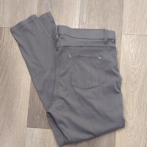 HUE Light Gray Pants